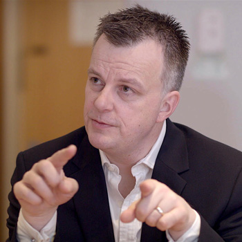 Chris MacNeil